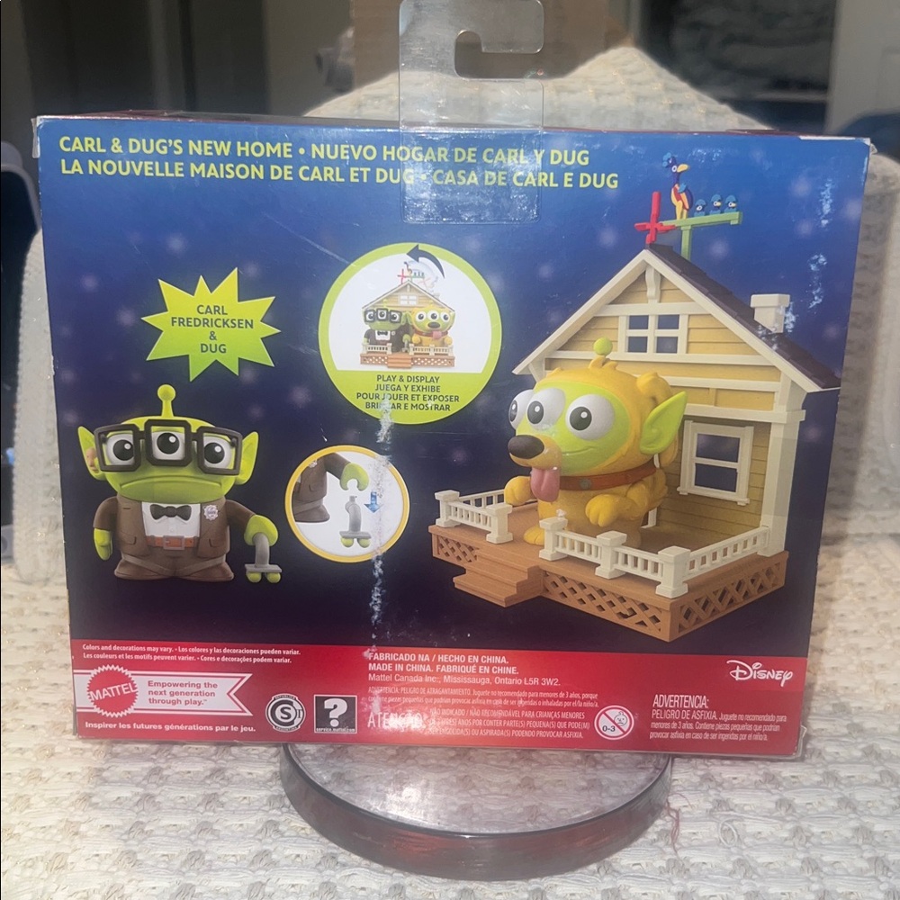 Disney Pixar Alien Remix Carl & Dug's New Home Playset - Picture 8 of 11